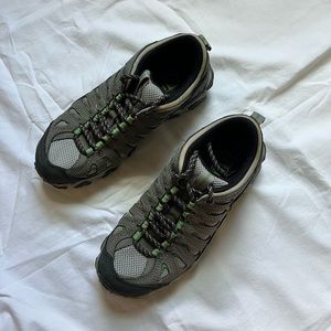 Oboz Women’s Outdoor Hiking Shoes